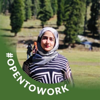 khushboo farooqii