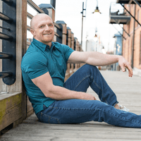 Theo Yates