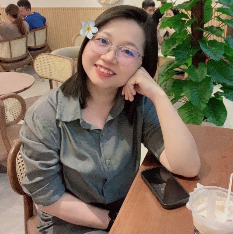 Laura Pham