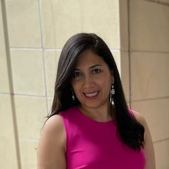 Claudia Sabet