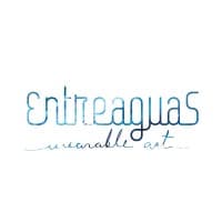Entreaguas Wearable Art