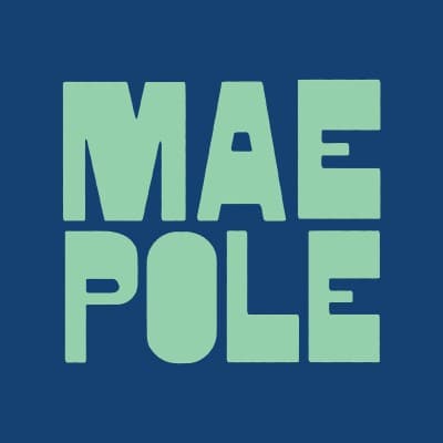 Maepole